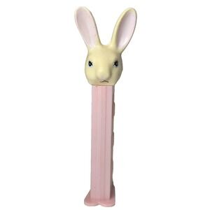 VINTAGE PEZ EASTER BUNNY LIGHT PINK DISPENSER WITH FEET‎ COLLECTIBLE EUC